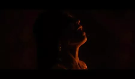 Flexibel zijn benen strekken voor sex filmpjes vagina een zwarte man.