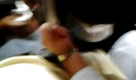 Oom gonzo in de bocht met twee jonge mannen. gratis nl sexfilms