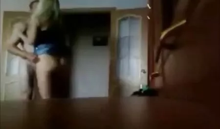 Geeft het kale pakje een hollandse sex filmpjes orgasme.