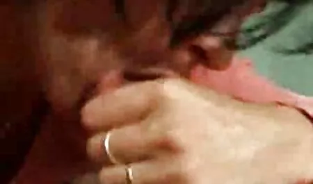 Jasmine gratis sex films oma neemt een lul in haar mond en zuigt.