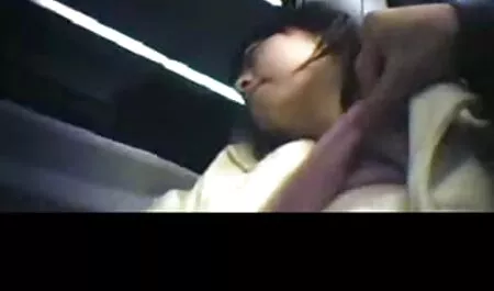 Een meisje dat seks heeft met de gratis oma sex film broer van haar man.