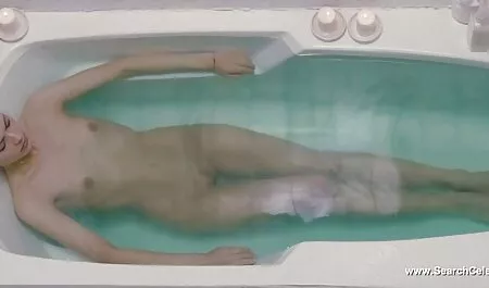 Cunnilingus in de natuur. gratis online porno kijken