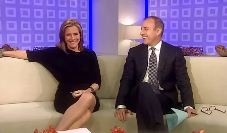 Een dildo in haar nederlandstalige sexfilms vagina neuken.