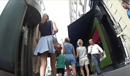 Feestbeest krijgt een lul in haar pornofilmpjes gratis kont.