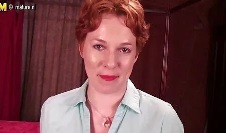 Toont masturbatie in gratis sexfilmen de vagina.