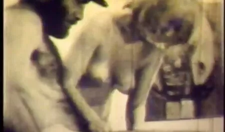 Kaal heeft nieuwste sexfilms bruin haar in het gat.