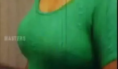 De zwarte neukte de brunette in gratis porno film kijken haar kont.