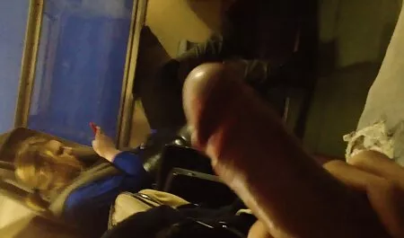Het magere meisje neukte met de lul. de beste sexfilms