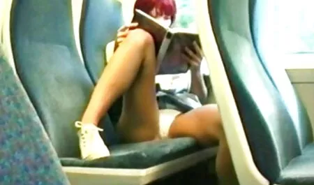 De gratis nl sexfilms blonde vingerige clitoris is opgewonden.