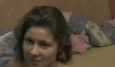 Gina Valentine 123 sex filmpjes pijpt.