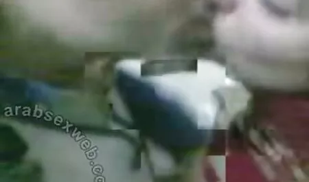 Het komt in nederlandstalige sex video je gezicht.