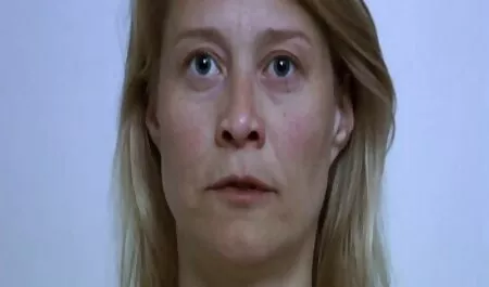 Breng de nacht door 123 video porno met volwassen vrouwen.