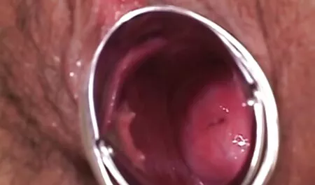 Lelijke harige brunette. nieuwe sexfilmpjes