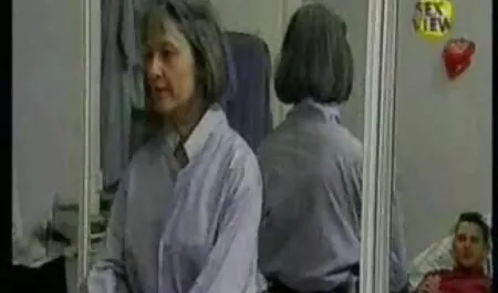 Een wit vet op een nederlandstalige porno film zwarte kip.